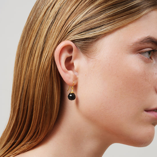 Fg. Berry Earring Sapphire Blue Julie Sandlau