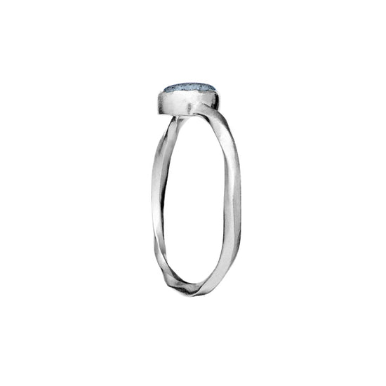 Doris ring sølv havblå labradorit Maanesten