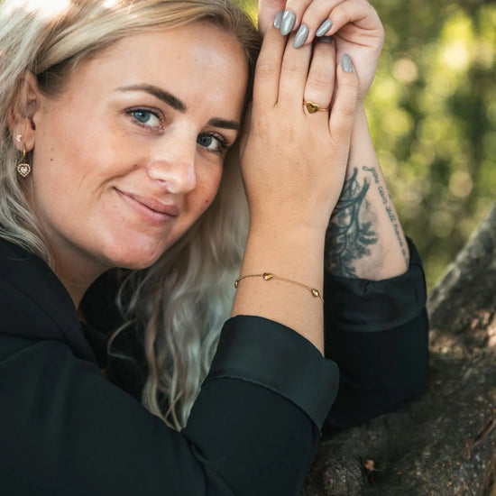 Felicia armbånd forgyldt stål - Naja Borre