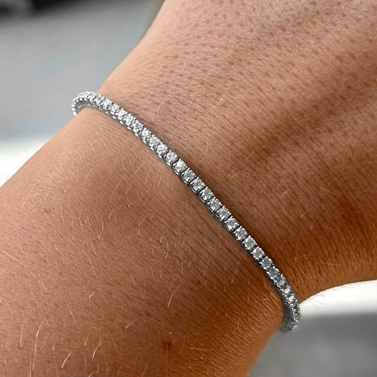 18K Aligned Tennis armbånd hvidguld ialt 2.25ct