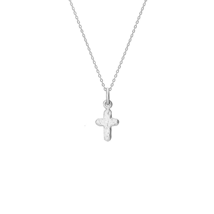 Collier med kors 10x7mm.