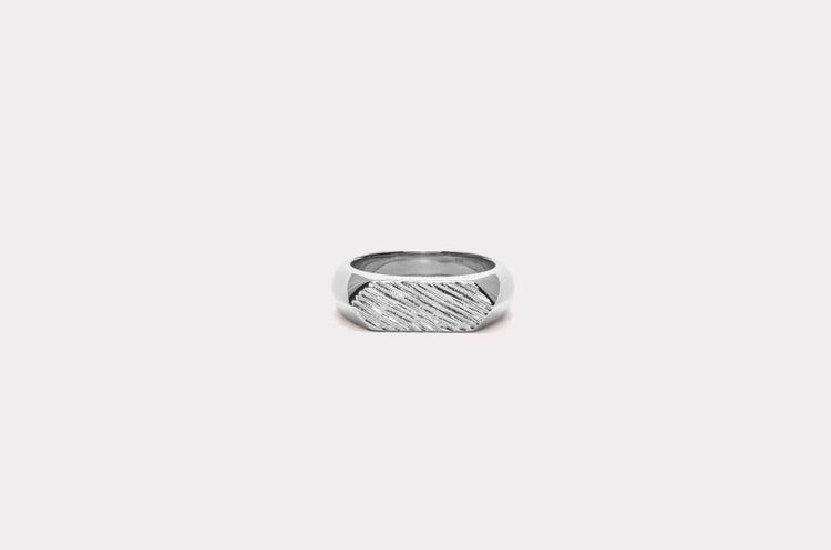 IX - Mini Brushed Hexagon Ring st. 52 Rh. Sølv