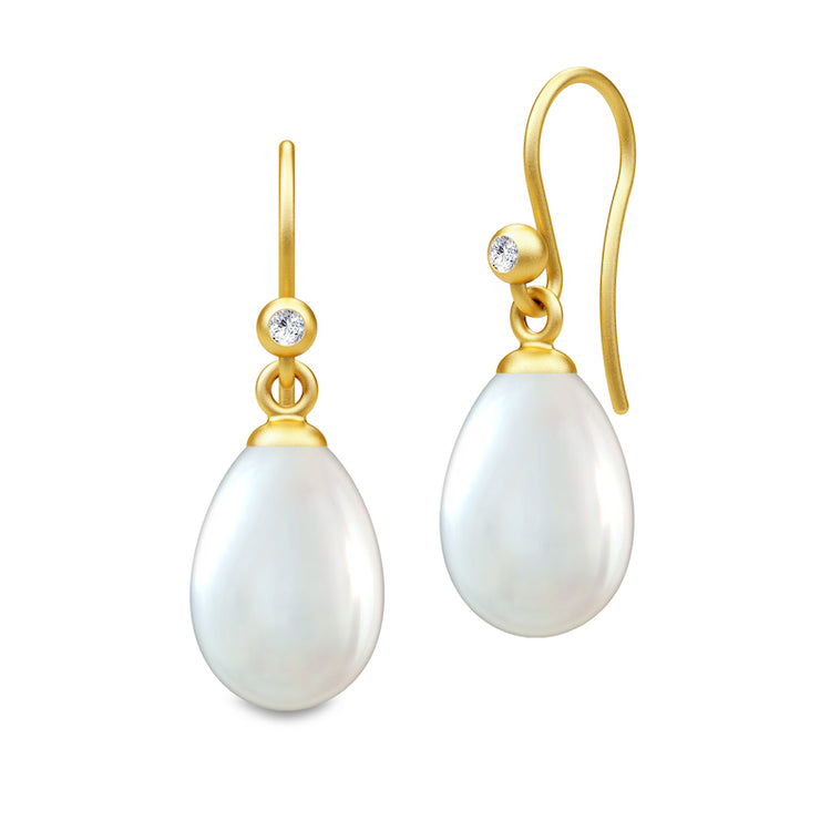 Julie Sandlau - Afrodite Perla Øreringe - Forgyldt