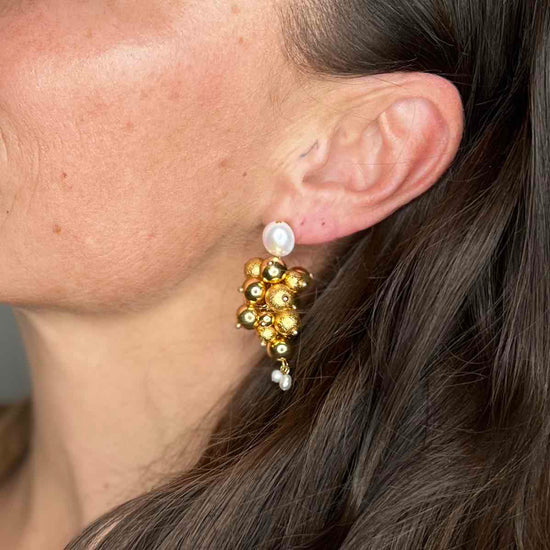 1 stk. ORBIT CLUSTER fg øreringe SZhirley