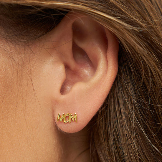 Word Mom 1 pcs earring forgyldt Lulu