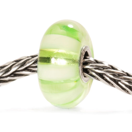 Lysegrøn stribe kugle - Trollbeads